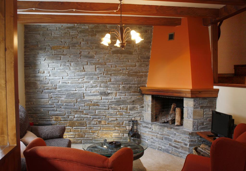 Apartamentos Valle de Aran Mont Habitación foto